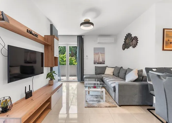 Petricija With Garden * Porec