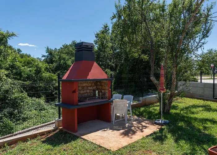 Petricija With Garden Apartman